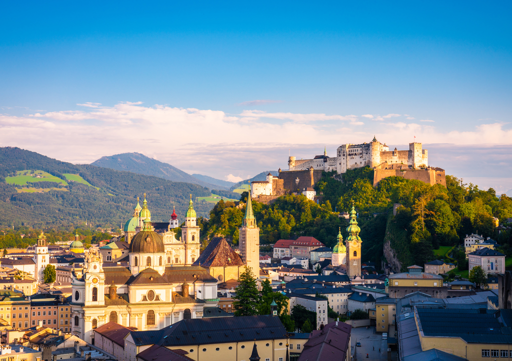 Lais Puzzle - Schöne Aussicht auf das Salzburger Stadtbild mit der Festung Hohensalzburg im Sommer, Salzburg, Österreich - 1.000 Teile p-309845