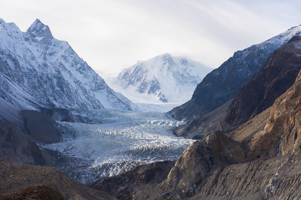 Lais Puzzle - Passu-Gletscher, einer der größten Gletscher in Pakistan - 2.000 Teile p-310002