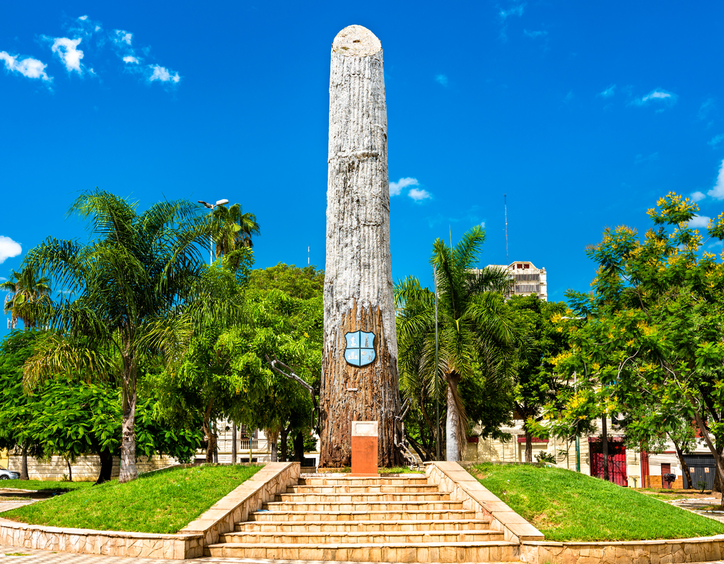Lais Puzzle - Madre de Ciudades-Denkmal auf der Plaza de Armas in Asuncion, Paraguay - 40, 100, 200, 500, 1.000 & 2.000 Teile p-310123