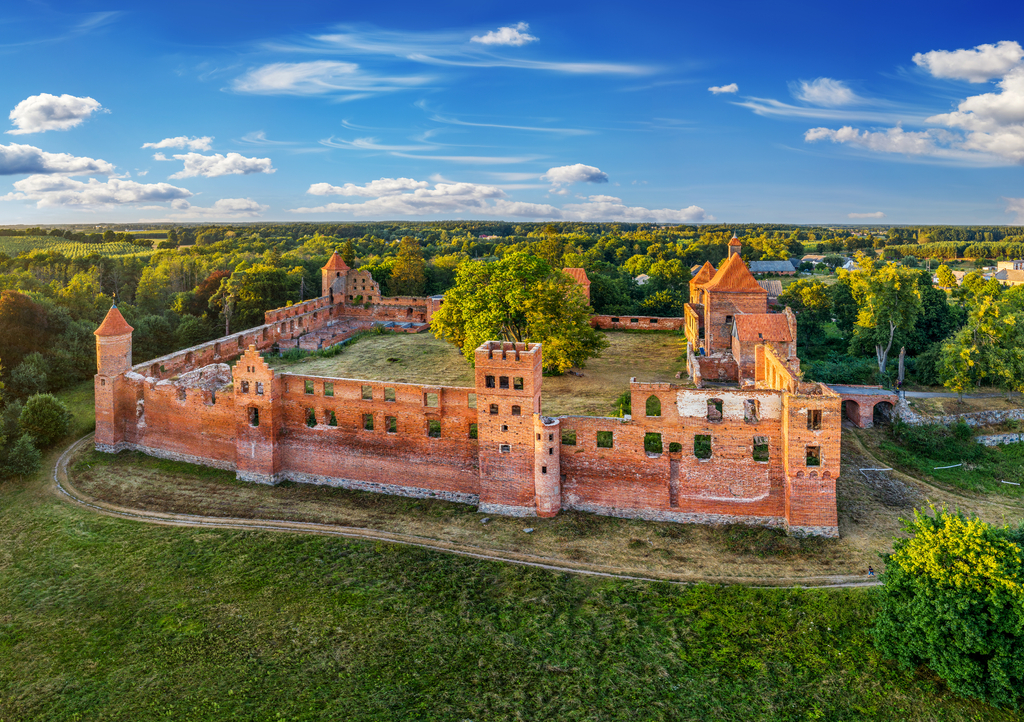 Lais Puzzle - Ruinen einer mittelalterlichen Burg in Szymbark bei Iława - 1.000 Teile p-311315