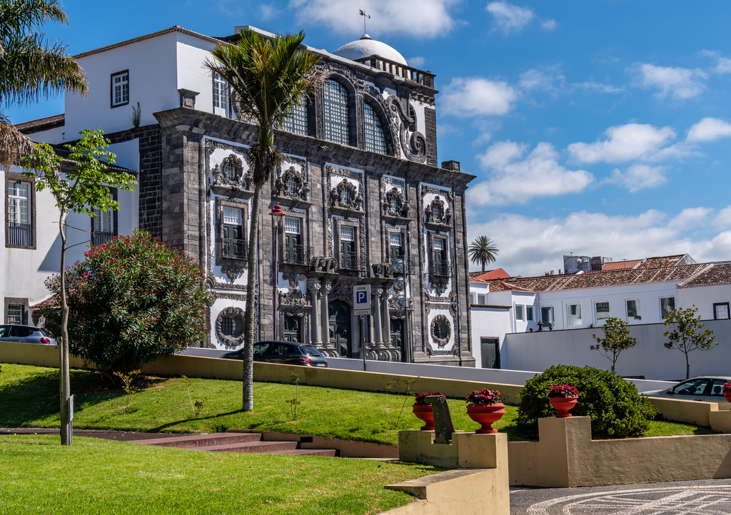 Lais Puzzle - Stadt Ponta Delgada, Azoren - 1.000 Teile p-311945