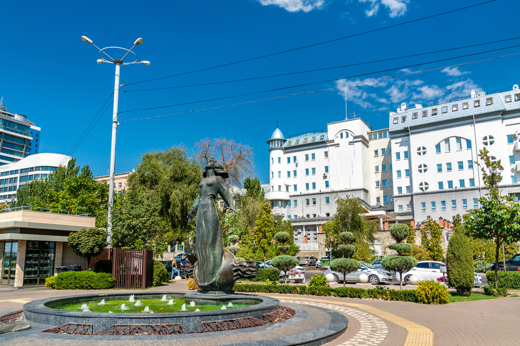Lais Puzzle - Rostower Mädchenbrunnen in Rostow am Don, Russland - 2.000 Teile p-312984