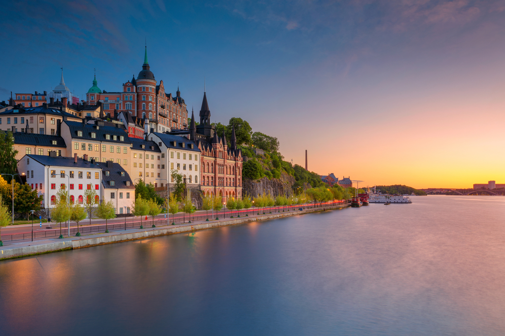 Lais Puzzle - Stockholm. Bild der Altstadt von Stockholm, Schweden bei Sonnenuntergang - 2.000 Teile p-313482