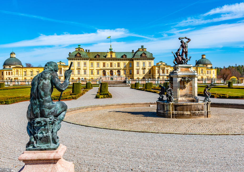 Lais Puzzle - Schloss Drottningholm von den königlichen Gärten in Schweden aus gesehen - 1.000 Teile p-313601