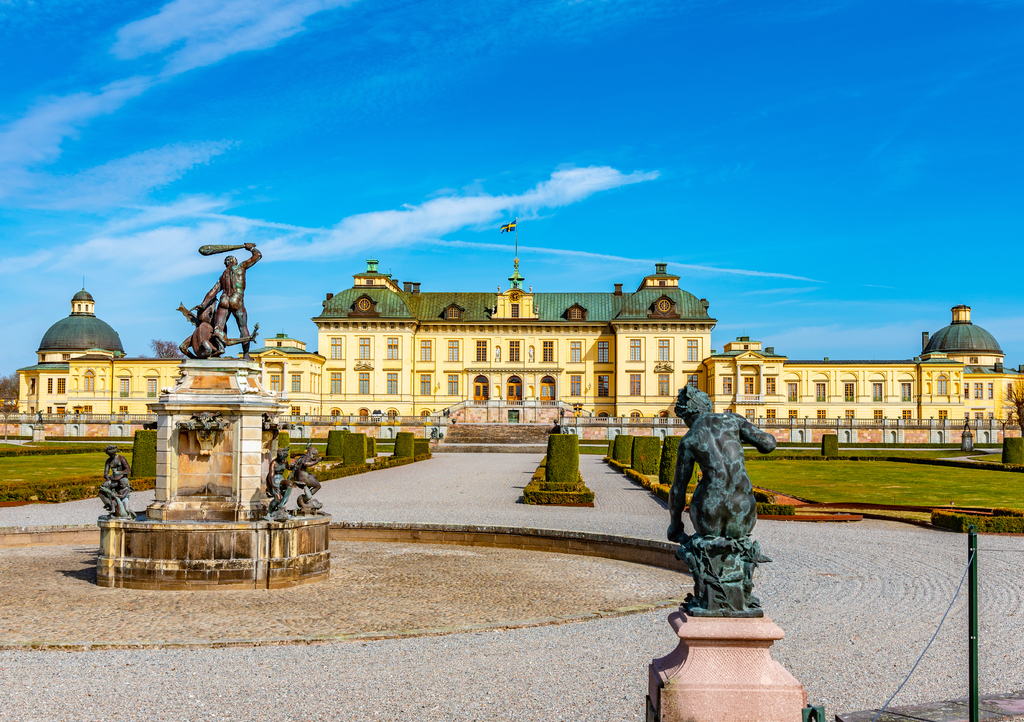 Lais Puzzle - Schloss Drottningholm von den königlichen Gärten aus gesehen in Schweden - 1.000 Teile p-313607