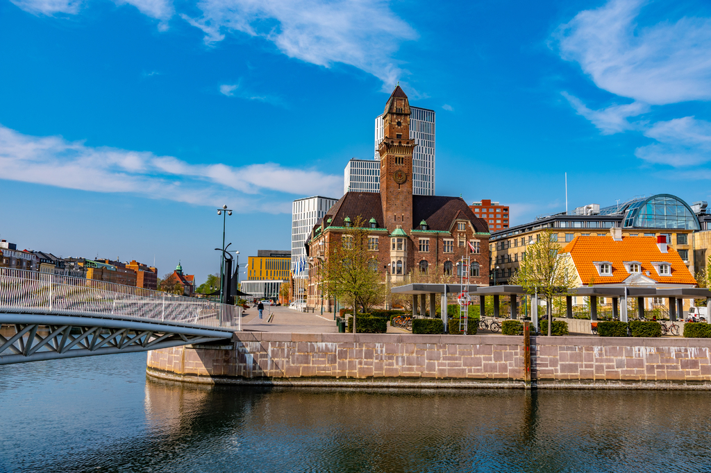 Lais Puzzle - Weltschifffahrtsuniversität in Malmö, Schweden - 2.000 Teile p-313680