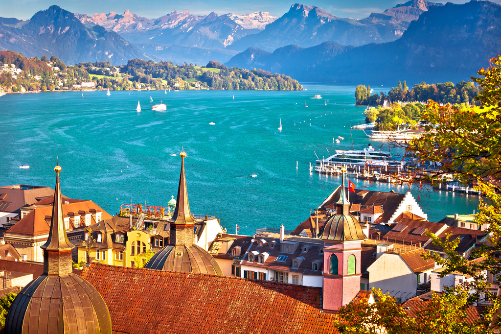 Lais Puzzle - Vierwaldstättersee und Luzern Stadtbild mit Alpen im Hintergrund - 2.000 Teile p-314358