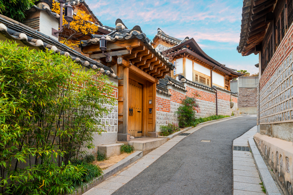 Lais Puzzle - Traditionelle koreanische Architektur im Bukchon Hanok Dorf in Seoul, Südkorea - 2.000 Teile p-317904