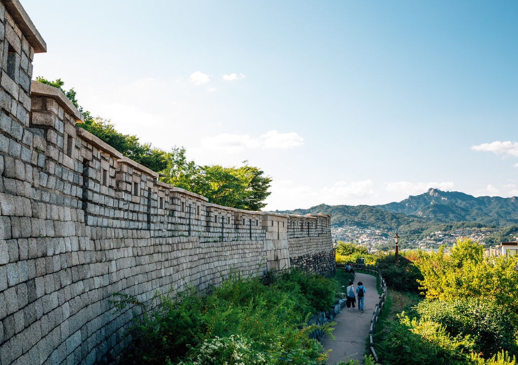 Lais Puzzle - Naksan Park Festungspfad in Seoul, Korea - 1.000 Teile p-318101