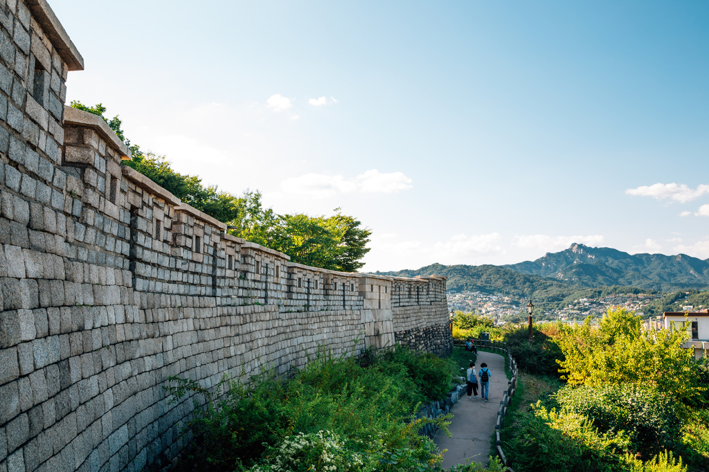 Lais Puzzle - Naksan Park Festungspfad in Seoul, Korea - 2.000 Teile p-318102