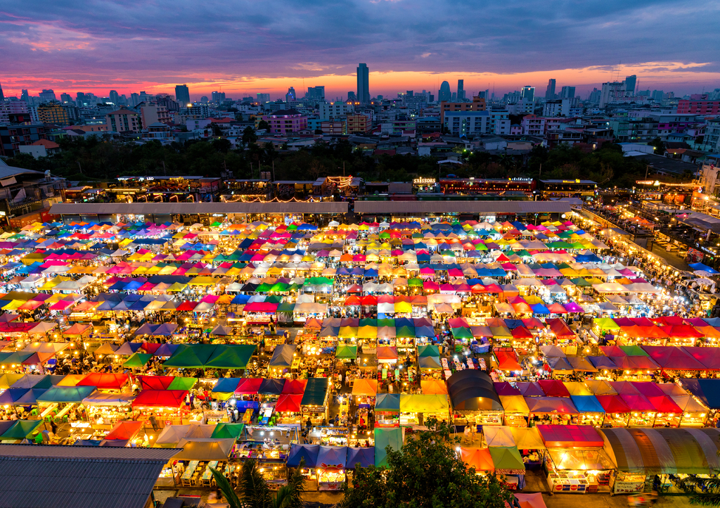 Lais Puzzle - Nachtmarkt, Markt im Freien, in Bangkok, Thailand - 1.000 Teile p-318563