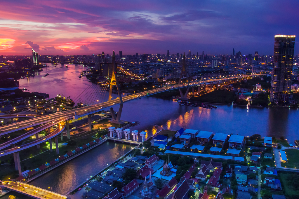 Lais Puzzle - Luftaufnahme der Bhumibol-Brücke in der Abenddämmerung in Bangkok, Thailand - 2.000 Teile p-318816