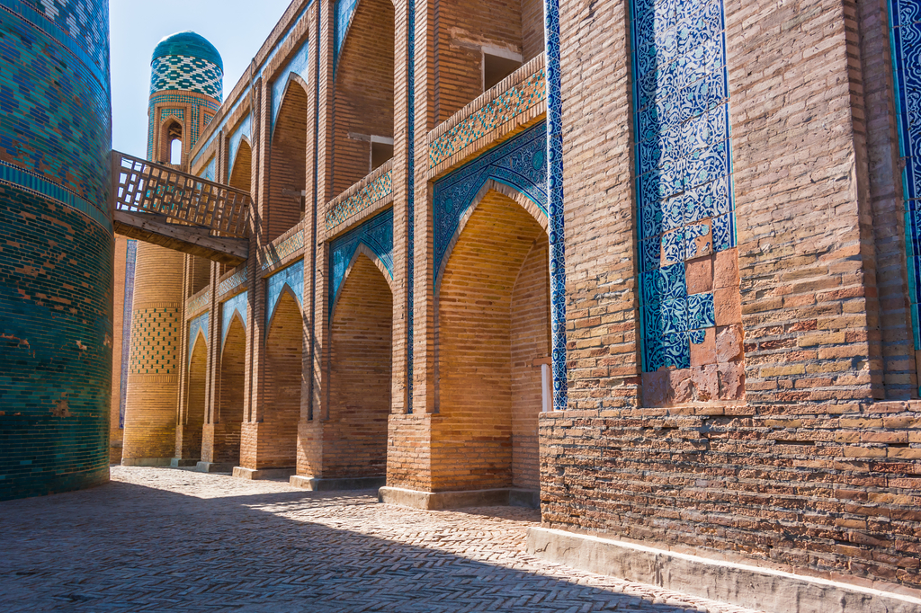 Lais Puzzle - Historische Architektur in Chiwa, Usbekistan - 2.000 Teile p-322842