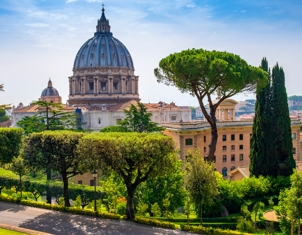 Lais Puzzle - Rom, Vatikanstadt, Italien - Panoramablick auf den Petersdom - Basilica di San Pietro in Vaticano - Hauptkuppel von Michelangelo Buonarotti, gesehen von den Vatikanischen Gärten im Vatikanstaat - 40, 100, 200, 500, 1.000 & 2.000 Teile p-323029