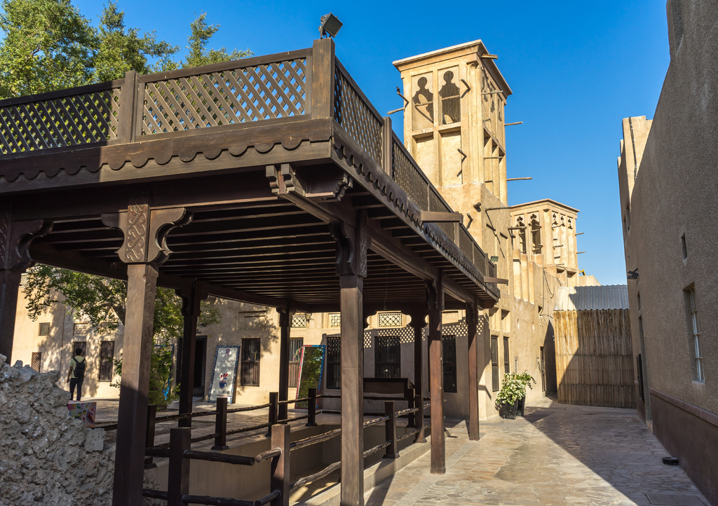 Lais Puzzle - Bastakiya historisches Viertel in Dubai, mit arabischen Gebäuden und Architektur, Vereinigte Arabische Emirate - 1.000 Teile p-323171