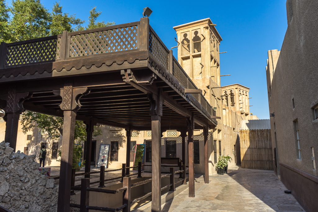 Lais Puzzle - Bastakiya historisches Viertel in Dubai, mit arabischen Gebäuden und Architektur, Vereinigte Arabische Emirate - 2.000 Teile p-323172