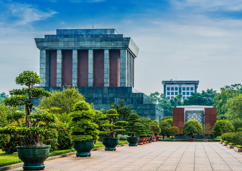 Lais Puzzle - Das Mausoleum des Präsidenten Ho Chi Minh in Hanoi, Vietnam - 1.000 Teile p-323681