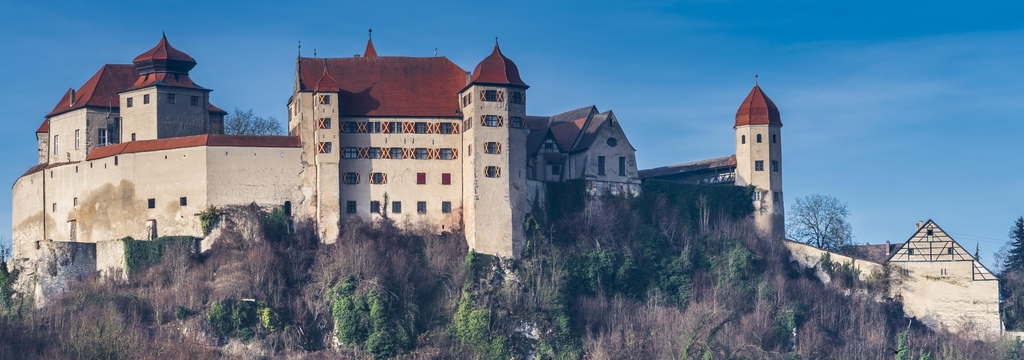 Lais Puzzle - Burg Harburg im bayerischen Schwaben in der Stadt Harburg, Panorama - 1.000 Teile p-324676