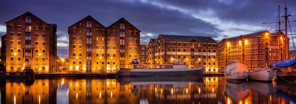 Lais Puzzle - Gloucester - Docks bei Nacht, Panorama - 1.000 Teile p-325512