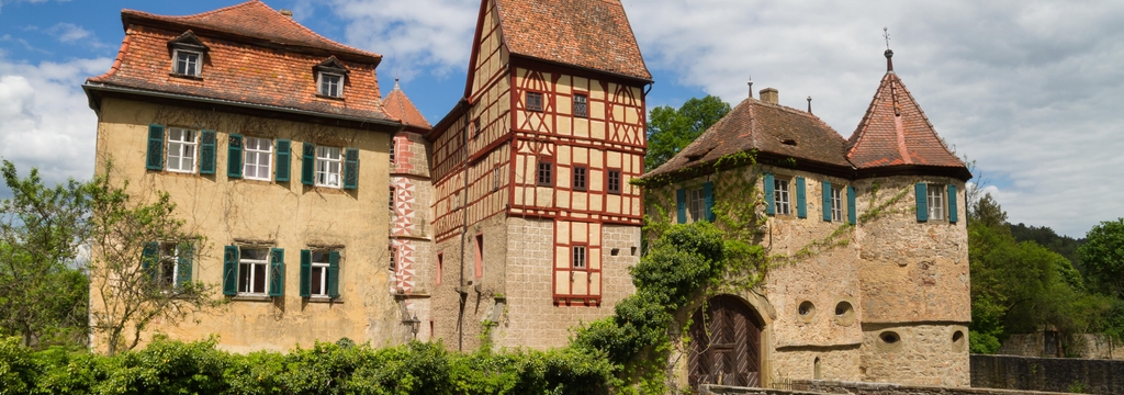 Lais Puzzle - Mittelalterliche Wasserburg von Unsleben, Panorama - 1.000 Teile p-326542