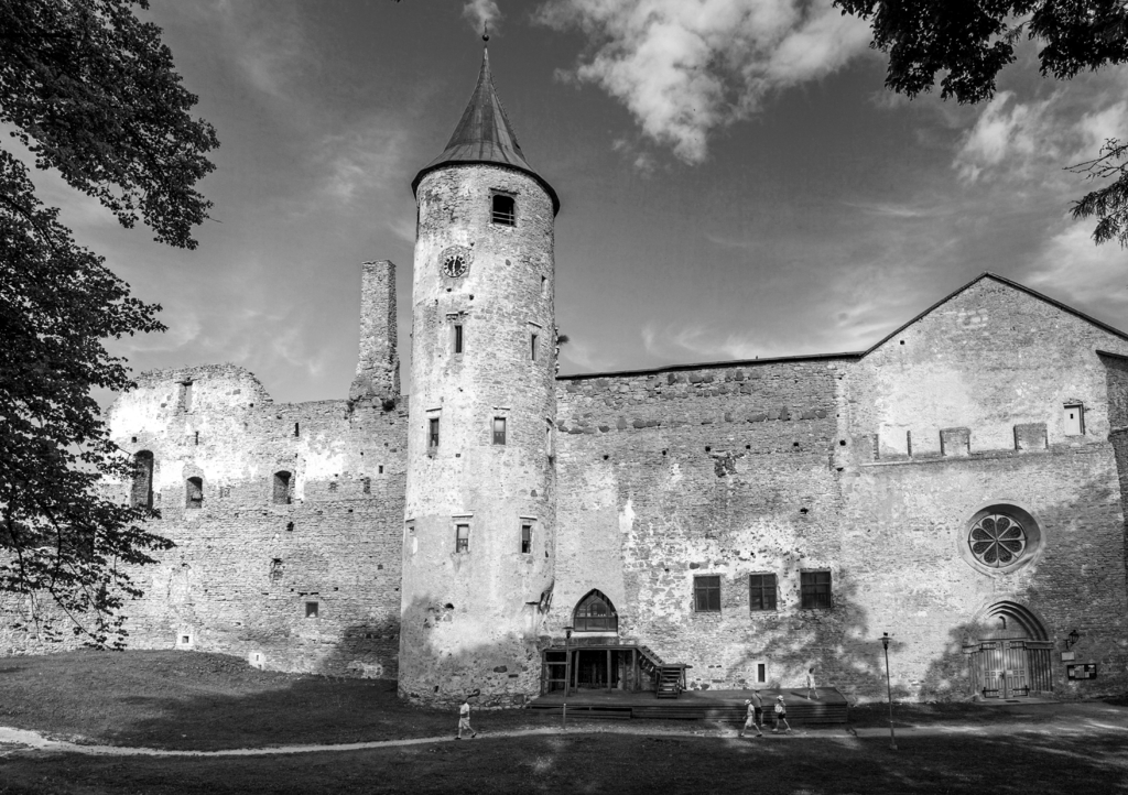 Lais Puzzle - Bischofsburg Haapsalu, Estland in schwarz weiß - 1.000 Teile p-327012