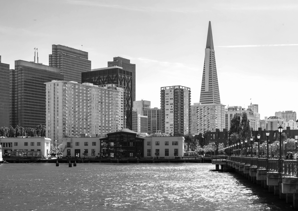 Lais Puzzle - Skyline von San Francisco mit Blick auf den Hafen in schwarz weiß - 500, 1.000 & 2.000 Teile p-328895