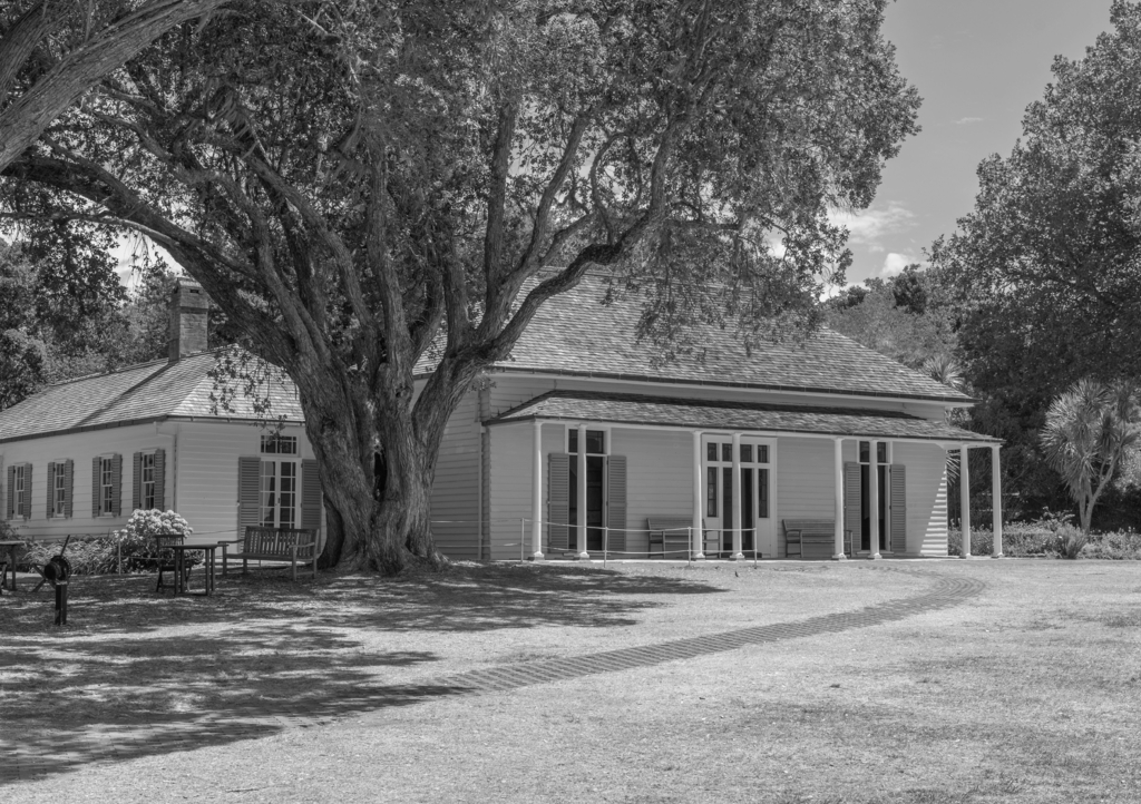 Lais Puzzle - Vertragshaus im Waitangi-Vertragsgebiet in Neuseeland in schwarz weiß - 1.000 Teile p-329835