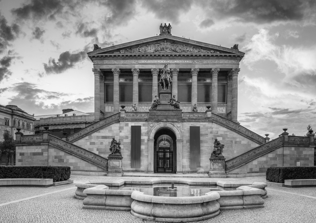 Lais Puzzle - Berlin Alte Nationalgalerie in der Dämmerung in schwarz weiß - 500, 1.000 & 2.000 Teile p-332060