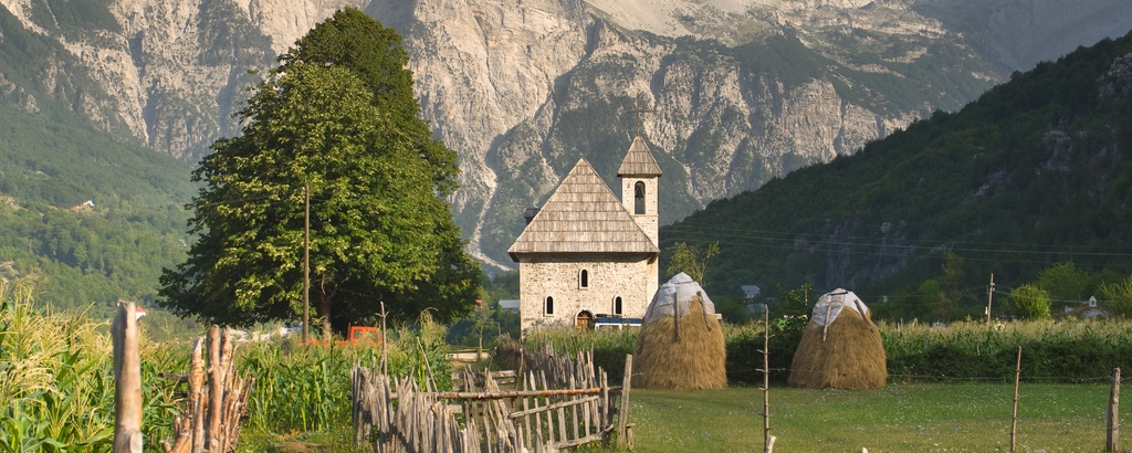 Lais Puzzle - Theth Valley in den Albanischen Alpen, Panorama - 2.000 Teile p-333516