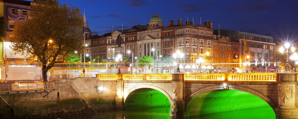 Lais Puzzle - Dublin bei Nacht, unten am Fluss Liffey, Panorama - 2.000 Teile p-333960