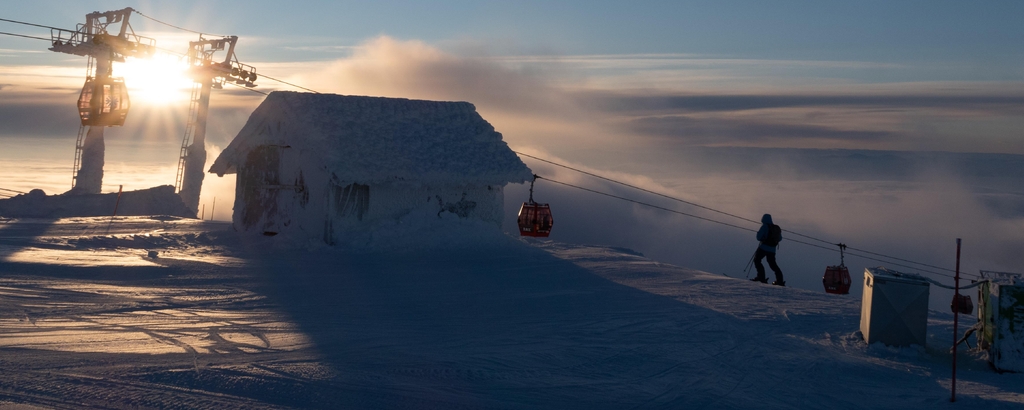 Lais Puzzle - Sonnenuntergang über dem Skigebiet åre in Nordschweden, Panorama - 2.000 Teile p-334770