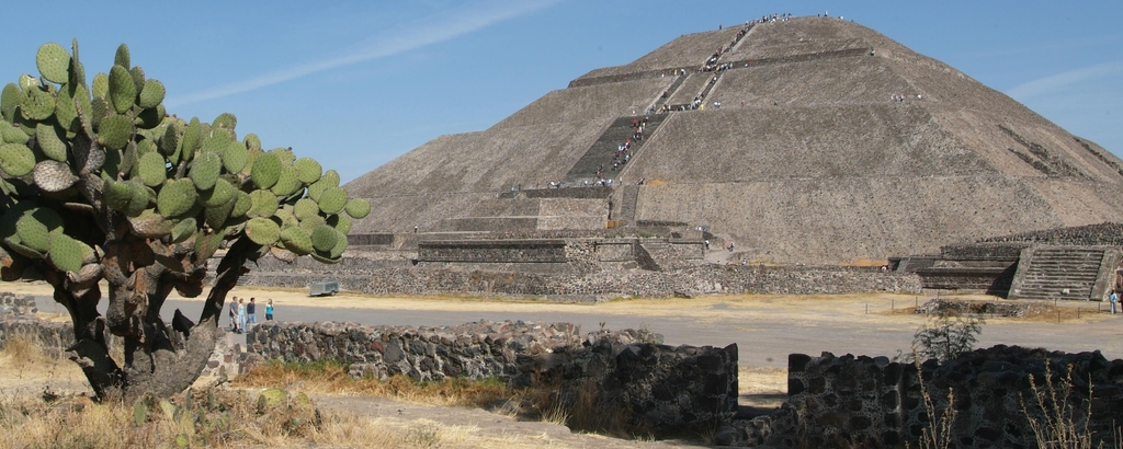 Lais Puzzle - Panorama auf Teotihuacan mit Sonnenpyramide, Mexiko, Panorama - 2.000 Teile p-334893