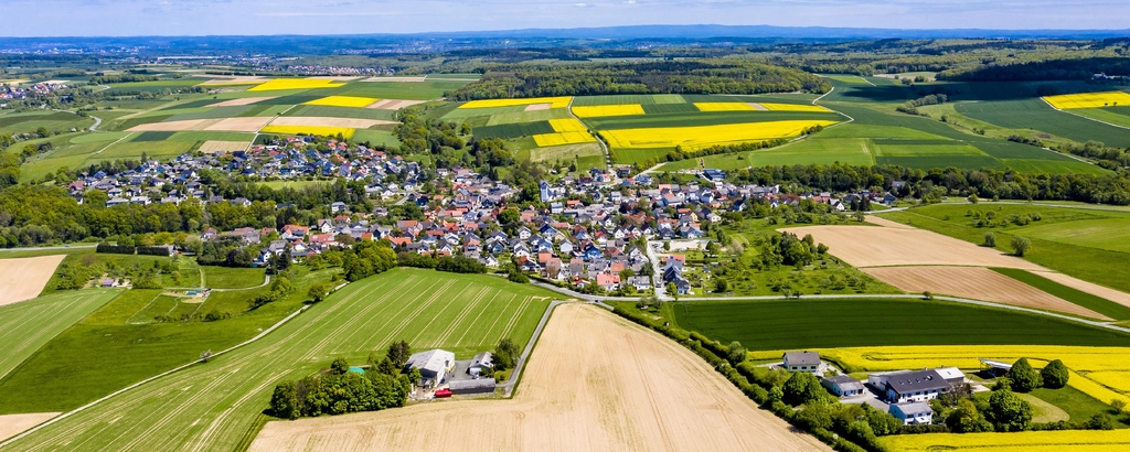 Lais Puzzle - Blick auf Landwirtschaft mit Getreidefeldern und Rapsanbau, Usingen, Schwalbach, Hochtaunuskreis, Hessen, Deutschland, Panorama - 2.000 Teile p-334959
