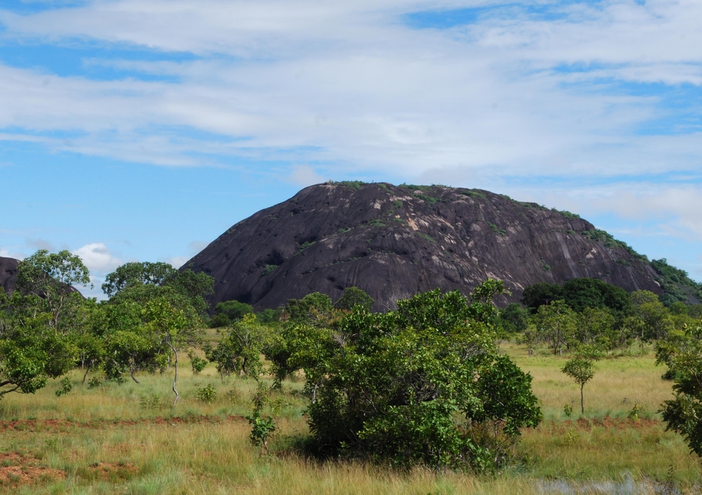 Lais Puzzle - Piedra La Tortuga Rio Orinoco, Puerto Ayacucho, Estado Amazonas Sur de Venezuela - 1.000 Teile p-342645