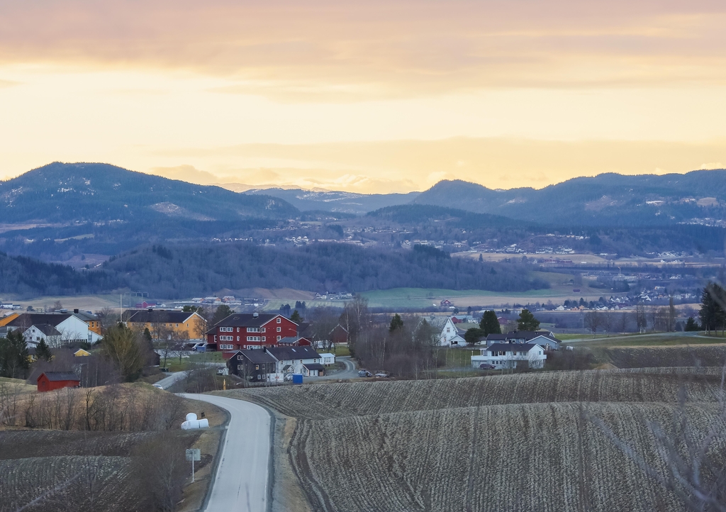 Lais Puzzle - Melhus Gemeinde, Norwegen - 1.000 Teile p-342746