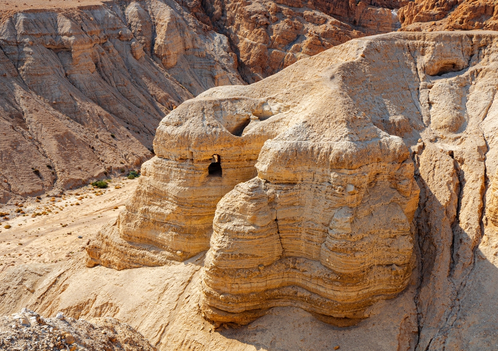 Lais Puzzle - Höhle der Schriftrollen vom Toten Meer, bekannt als Qumran-Höhle 4, eine der Höhlen, in denen die Schriftrollen in den Ruinen von Khirbet Qumran gefunden wurden - 1.000 Teile p-342831