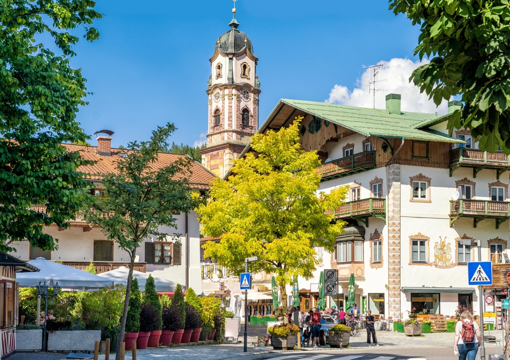 Lais Puzzle - Im Stadtzentrum von Mittelwald - 1.000 Teile p-342987