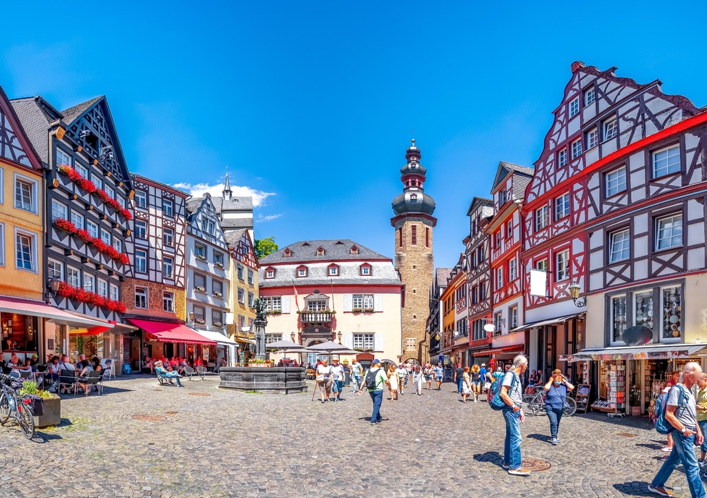 Lais Puzzle - Marktplatz in Cochem, Mosel, Deutschland - 1.000 Teile p-343183