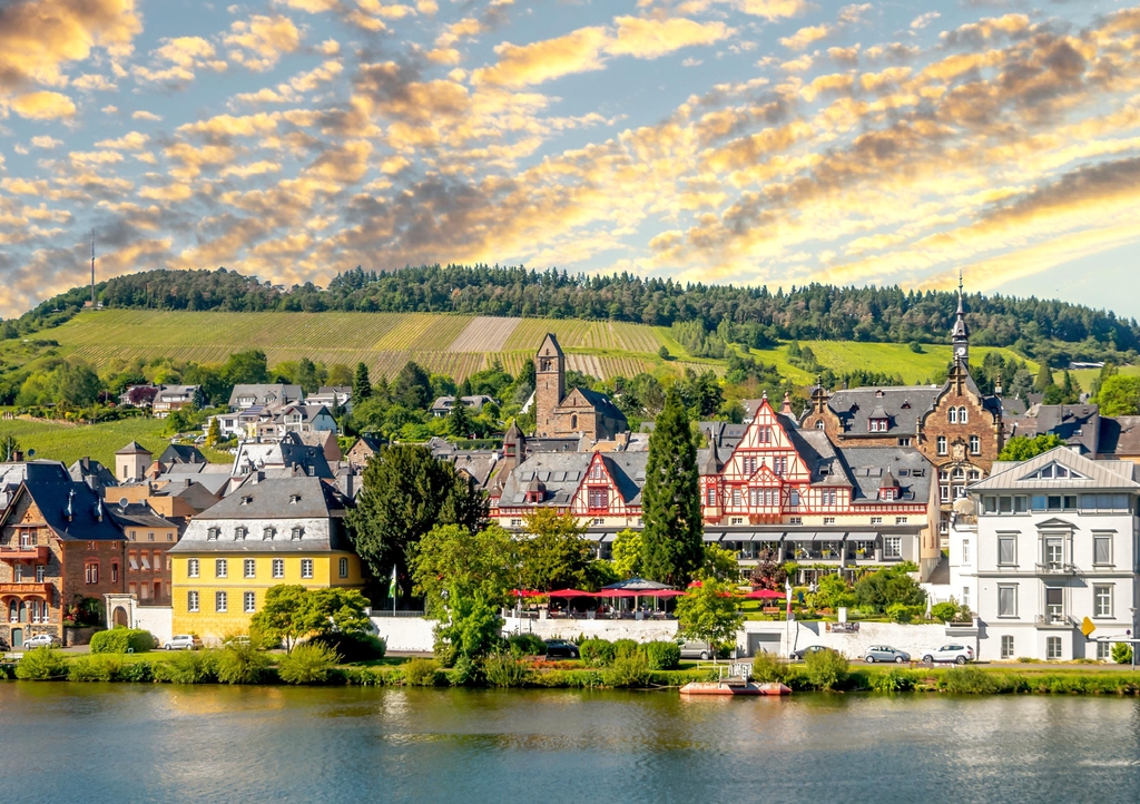 Lais Puzzle - Altstadt, Traben Trarbach, Deutschland - 1.000 Teile p-343388