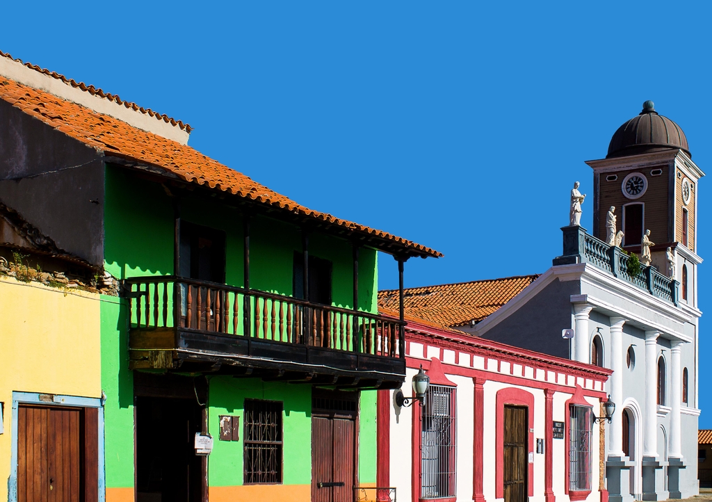 Lais Puzzle - Architektur der venezolanischen Karibik, Kolonialhäuser neben der Kathedrale im historischen Zentrum von Puerto Cabello - 1.000 Teile p-343425