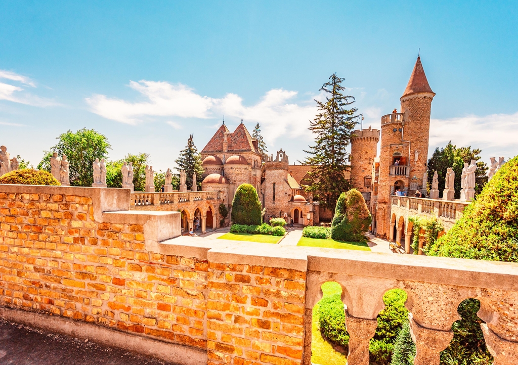 Lais Puzzle - Bory Var, Burg im Zentrum von Szekesfehervar, Ungarn - 1.000 Teile p-343492