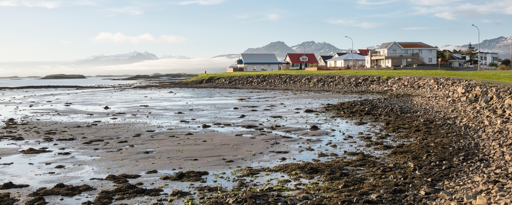 Lais Puzzle - Höfn ist ein isländischer Fischerort - 2.000 Teile p-343877