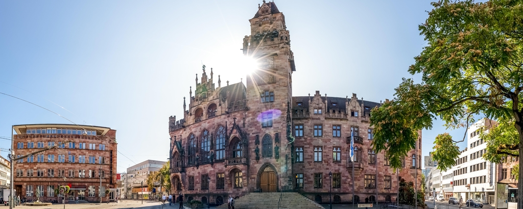 Lais Puzzle - Rathaus, Saarbrücken, Saarland - 2.000 Teile p-344030