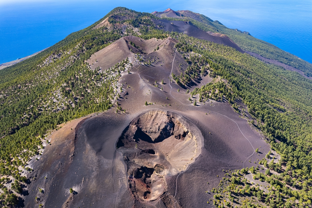 Lais Puzzle - Vulkankrater Cumbre Vieja in La Palma - 2.000 Teile p-346248