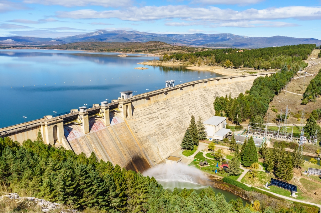 Lais Puzzle - Staudamm und Wasserkraftwerk in der Gemeinde Embalse de Aguilar de Campoo - 2.000 Teile p-346467
