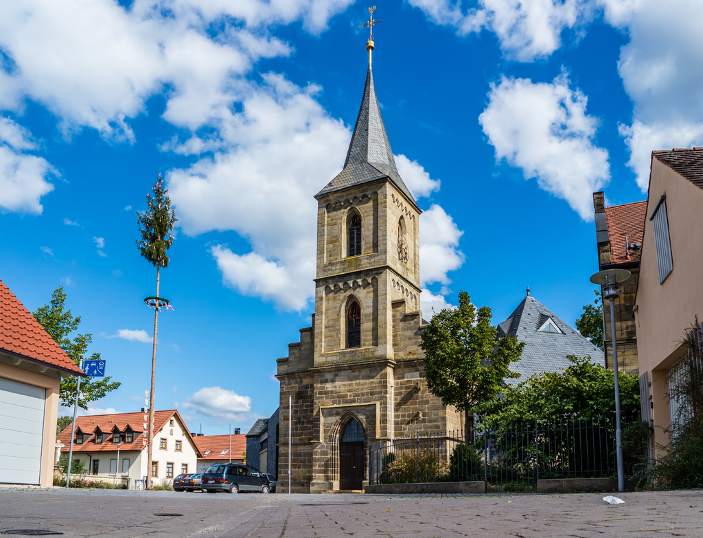 Lais Puzzle - Marktplatz in Kemmern - 1.000 Teile p-348908
