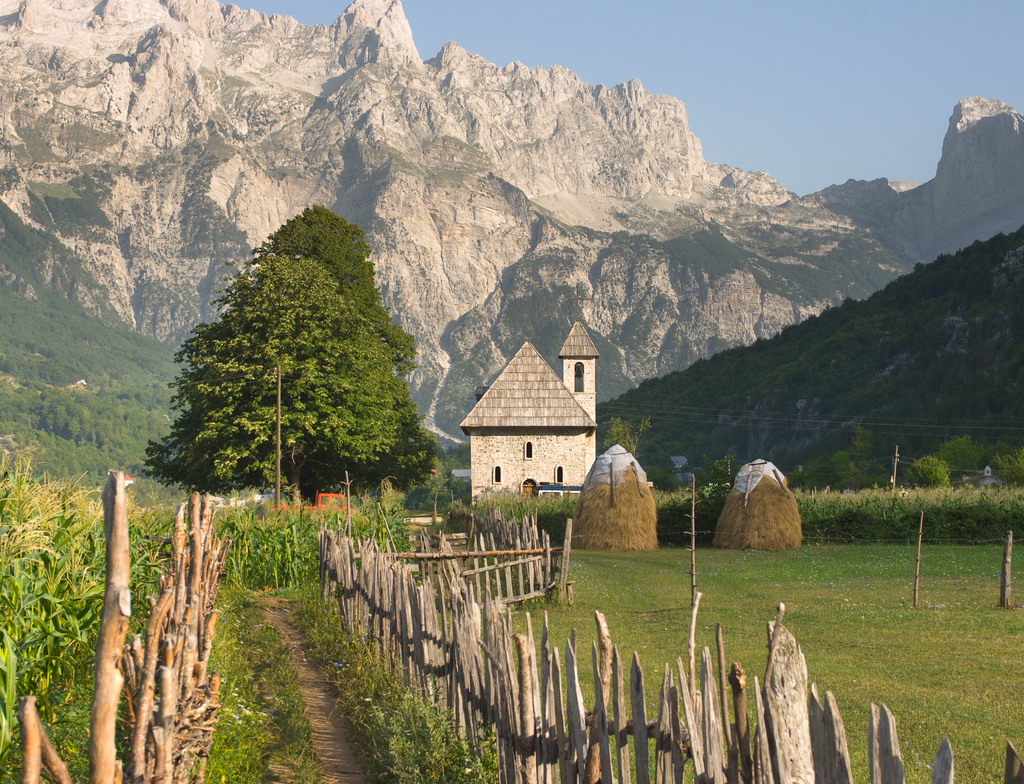 Lais Puzzle - Theth Valley in den Albanischen Alpen - 1.000 Teile p-349385