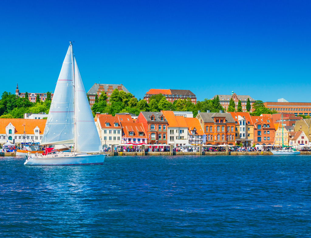 Lais Puzzle - Blick auf die Stadt Flensburg, Deutschland. - 1.000 Teile p-349639