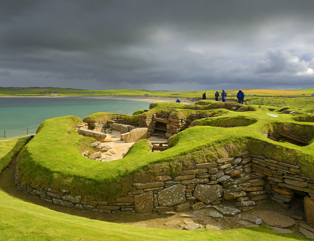 Lais Puzzle - Skara Brae war mehrere Jahrhunderte lang bewohnt - Teil des Herzstücks der neolithischen Orkney - UNESCO-Weltkulturerbe, Schottland, UK - 1.000 Teile p-349981