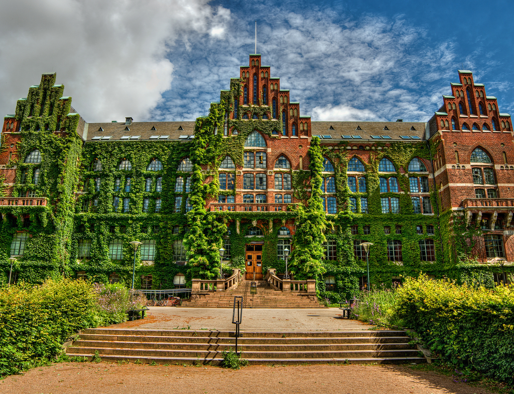 Lais Puzzle - Bibliothek in Lund, Schweden - 1.000 Teile p-350000